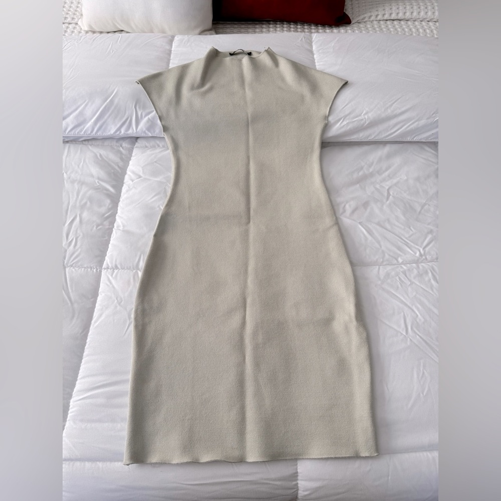 Xara short stretch knit dress size S